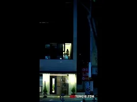 호텔 창문으로 보여주는 커플 - 실시간 국산야동 한국야동