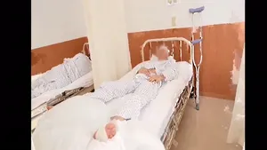 CHU-201 겐진상과 실제로 떡치는 간호사 츄츄 - 한국야동 인기 한국야동