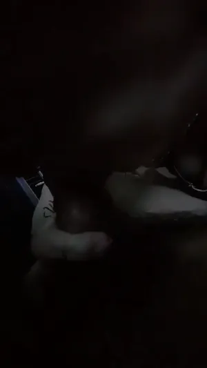 숏컷여친_마무리 얼싸_입에 넣어주기 - 실시간 국산야동 국산야동