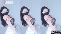오일 발라주니 더욱 섹시해보이는 몸매 - 인기 한국야동 실시간 국산야동