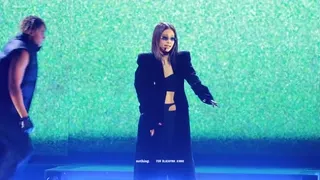 제니 콘서트 중 노출 1분 59초경 - 인기 한국야동 한국야동