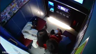 노래방에서 아랫도리 훌떡 까버리고 화려한 허리치기 - 한국야동 국산야동