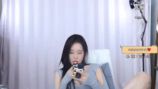 탐폰끼고 방송하던 bj 뷸라 방종후 아랫도리 노출 - 실시간 국산야동 한국야동