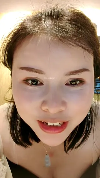 한국에서 일하는 중국 아지매 궁마사지 근속녀 1 - 국산야동 실시간 국산야동